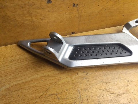 SET PODNÓŻEK YAMAHA FJR 1300