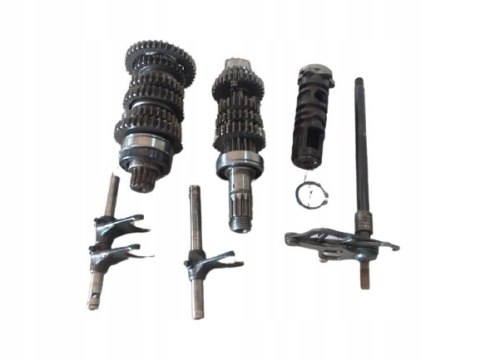 SKRZYNIA BIEGÓW KPL KAWASAKI ZZR 250