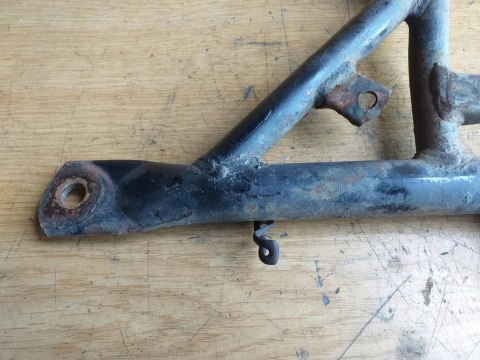 STELAŻ UCHWYT MOCOWANIE SUZUKI QUADRUNNER 250