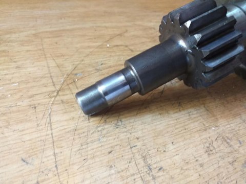 WAŁEK TRYB ZĘBATKA SUZUKI QUADRUNNER 250 WAŁEK TRYB ZĘBATKA SUZUKI QUADRUNNER 250