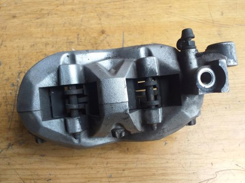 ZACISK HAMULCOWY YAMAHA FJR 1300 ZACISK HAMULCOWY YAMAHA FJR 1300