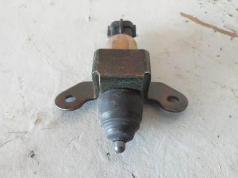 ZAMEK SCHOWKA SIŁOWNIK YAMAHA FJR 1300