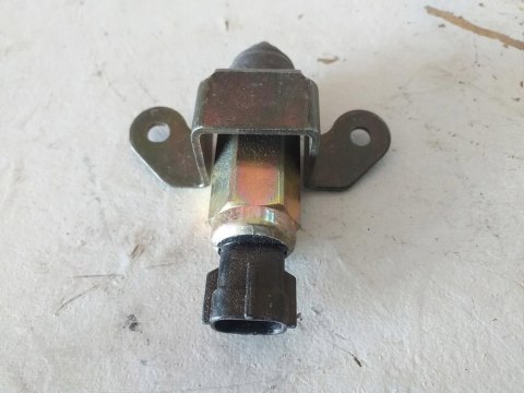 ZAMEK SCHOWKA SIŁOWNIK YAMAHA FJR 1300