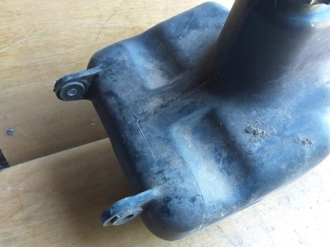 ZBIORNIK PALIWA BAK SUZUKI QUADRUNNER 250 ZBIORNIK PALIWA BAK SUZUKI QUADRUNNER 250
