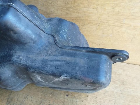 ZBIORNIK PALIWA BAK SUZUKI QUADRUNNER 250 ZBIORNIK PALIWA BAK SUZUKI QUADRUNNER 250