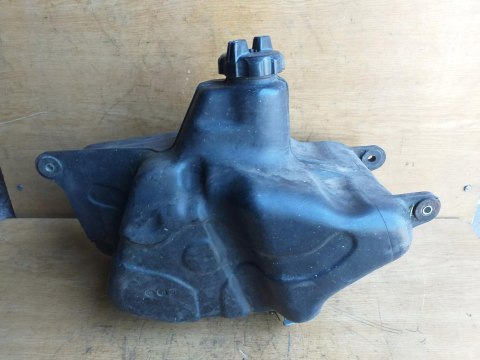 ZBIORNIK PALIWA BAK SUZUKI QUADRUNNER 250 ZBIORNIK PALIWA BAK SUZUKI QUADRUNNER 250
