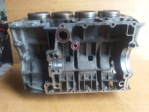 BLOK SILNIKA CYLINDRY TŁOKI KOMPLET BMW K1200 RS