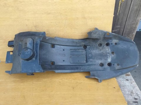 BŁOTNIK NADKOLE WYPEŁNIENIE KAWASAKI ZZR1400 2010R