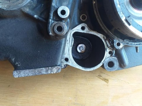 KARTER BLOK SILNIKA POŁÓWKA KTM LC4 620 KARTER BLOK SILNIKA POŁÓWKA KTM LC4 620