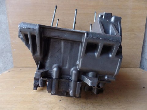 KARTER BLOK SILNIKA YAMAHA TDM 850 3VD KARTER BLOK SILNIKA YAMAHA TDM 850 3VD