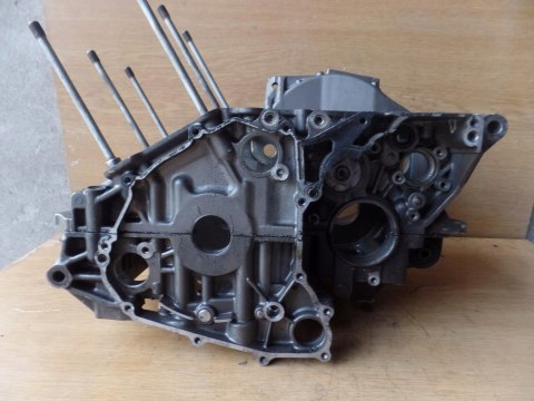 KARTER BLOK SILNIKA YAMAHA TDM 850 3VD KARTER BLOK SILNIKA YAMAHA TDM 850 3VD