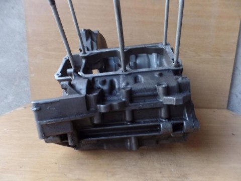 KARTER BLOK SILNIKA YAMAHA TDM 850 3VD KARTER BLOK SILNIKA YAMAHA TDM 850 3VD