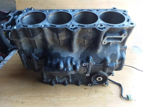 KARTERY CYLINDRY DEFEKT KAWASAKI ZZR 1400 2010R KARTERY CYLINDRY DEFEKT KAWASAKI ZZR 1400 2010R