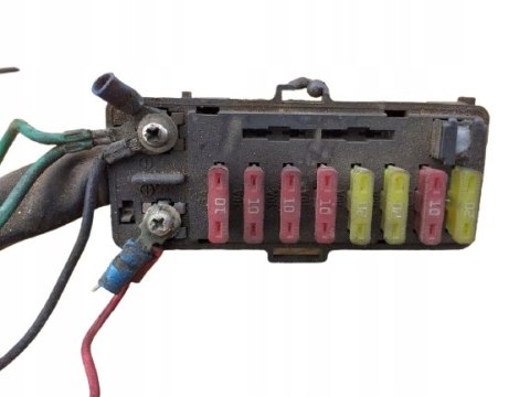 SKRZYNKA BEZPIECZNIKÓW HONDA GL1200 GOLDWING