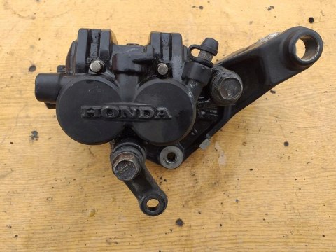 ZACISK HAMULCOWY HONDA GL1200 GOLDWING ZACISK HAMULCOWY HONDA GL1200 GOLDWING