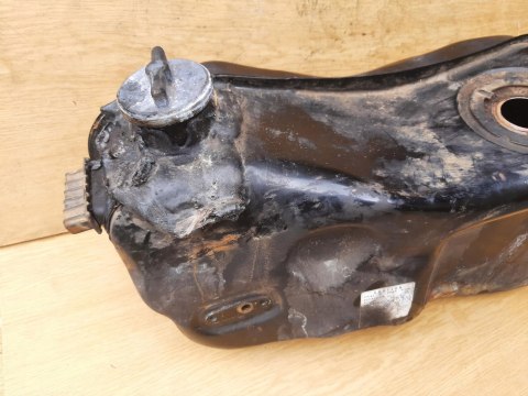 ZBIORNIK PALIWA BAK HONDA GL1200 GOLDWING ZBIORNIK PALIWA BAK HONDA GL1200 GOLDWING