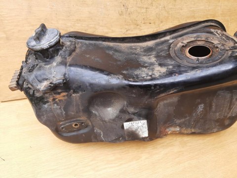ZBIORNIK PALIWA BAK HONDA GL1200 GOLDWING ZBIORNIK PALIWA BAK HONDA GL1200 GOLDWING