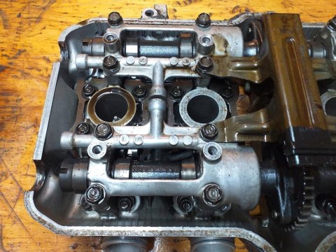GŁOWICA CYLINDRA KPL HONDA CBR 500 F1 PC20E GŁOWICA CYLINDRA KPL HONDA CBR 500 F1 PC20E