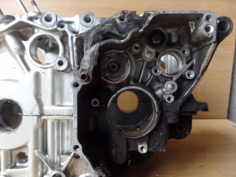 KARTER BLOK SILNIKA YAMAHA TDM 850 3VD KARTER BLOK SILNIKA YAMAHA TDM 850 3VD