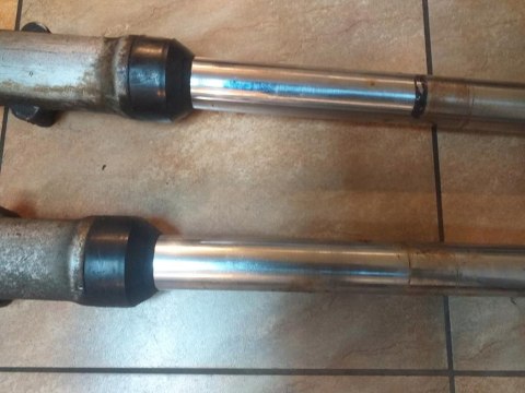 LAGI ZAWIESZENIE PRZÓD PRZÓD KAWASAKI KZ 650 LAGI ZAWIESZENIE PRZÓD PRZÓD KAWASAKI KZ 650