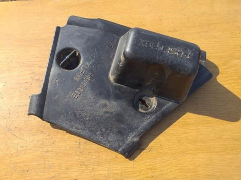 OSŁONA WYPEŁNIENIE PLASTIK FUSE BOX ARCTIC CAT 500