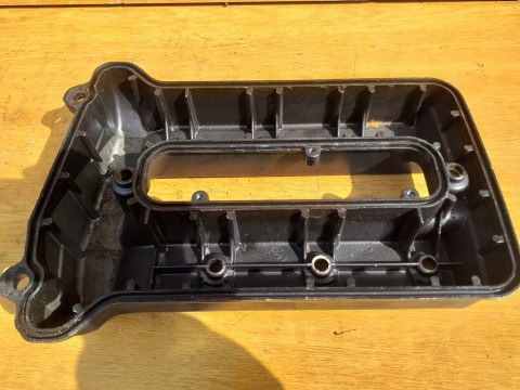 POKRYWA ZAWORÓW GŁOWICY BMW K100 RT