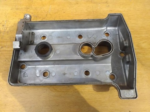 POKRYWA ZAWORÓW GŁOWICY YAMAHA XTZ 750 TENERE