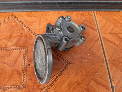 POMPA OLEJU KAWASAKI KZ 650 POMPA OLEJU KAWASAKI KZ 650