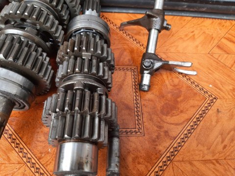 SKRZYNIA BIEGÓW KAWASAKI KZ 650