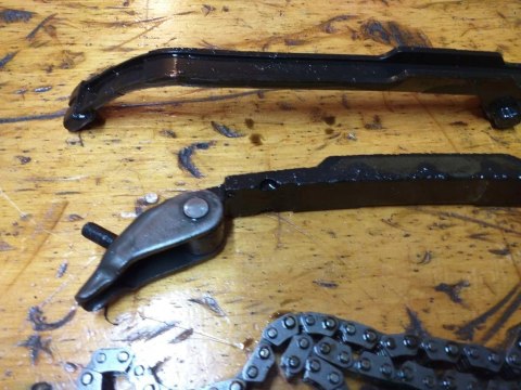 ŚLIZG ŚLIZGI ŁAŃCUSZEK KPL HONDA CBR 500 F1 PC20E