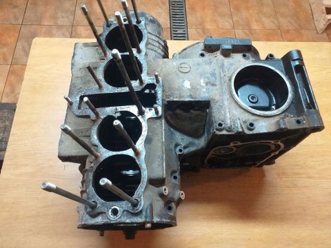 KARTERY BLOK SILNIKA KAWASAKI KZ 550 KARTERY BLOK SILNIKA KAWASAKI KZ 550