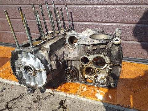 KARTERY BLOK SILNIKA KAWASAKI KZ 650 KARTERY BLOK SILNIKA KAWASAKI KZ 650