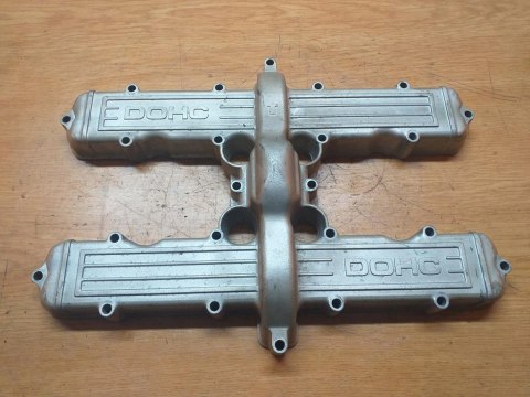 POKRYWA ZAWORÓW GŁOWICY KAWASAKI KZ 650 POKRYWA ZAWORÓW GŁOWICY KAWASAKI KZ 650