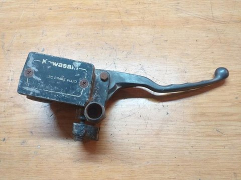 POMPA HAMULCOWA PRZÓD KAWASAKI KZ 550 POMPA HAMULCOWA PRZÓD KAWASAKI KZ 550
