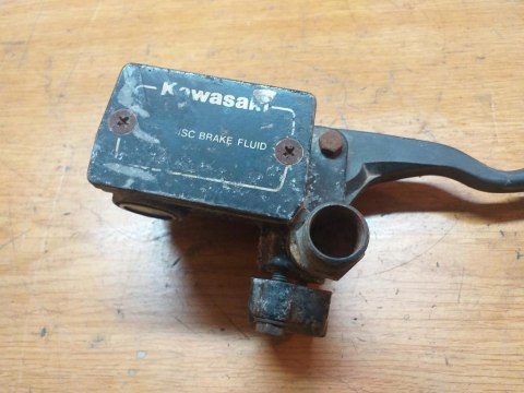 POMPA HAMULCOWA PRZÓD KAWASAKI KZ 550 POMPA HAMULCOWA PRZÓD KAWASAKI KZ 550