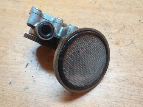 POMPA OLEJU KAWASAKI KZ 650 POMPA OLEJU KAWASAKI KZ 650