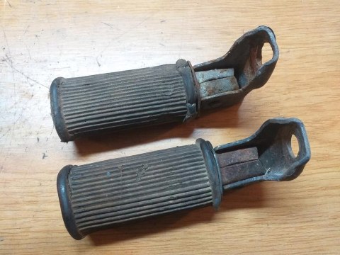 SET PODNÓŻEK KAWASAKI KZ 550 SET PODNÓŻEK KAWASAKI KZ 550