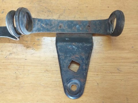 UCHWYT MOCOWANIE LAMPY KPL KAWASAKI KZ 650 UCHWYT MOCOWANIE LAMPY KPL KAWASAKI KZ 650
