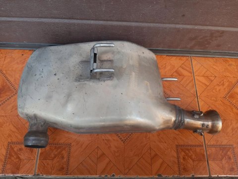 CAN-AM CAN AM SPYDER F3 KATALIZATOR WYDECH NOWY CAN-AM CAN AM SPYDER F3 KATALIZATOR WYDECH NOWY