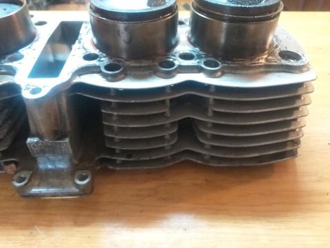 CYLINDER + TŁOKI KPL YAMAHA XJ 900 4KM