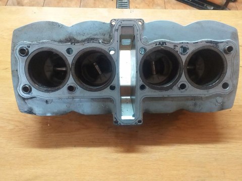 CYLINDER + TŁOKI KPL YAMAHA XJ 900 4KM