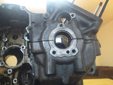 KARTERY BLOK SILNIKA YAMAHA GTS 1000 4BH KARTERY BLOK SILNIKA YAMAHA GTS 1000 4BH
