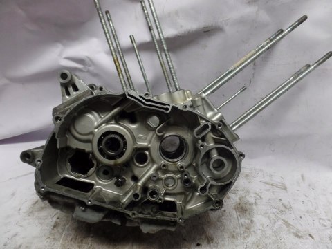 KARTERY BLOK SILNIKA YAMAHA XV 500 VIRAGO KARTERY BLOK SILNIKA YAMAHA XV 500 VIRAGO