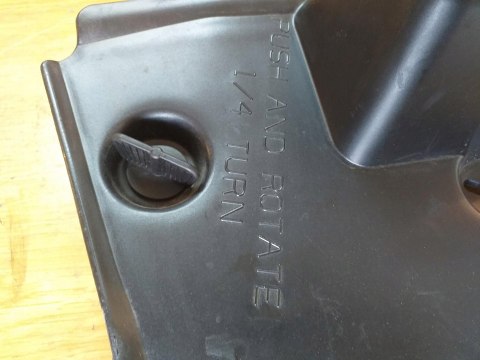 OSŁONA WYPEŁNIENIE PLASTIK FUSE BOX ARCTIC CAT 400 OSŁONA WYPEŁNIENIE PLASTIK FUSE BOX ARCTIC CAT 400