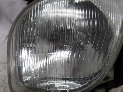 REFLEKTOR LAMPA PRZEDNIA YAMAHA YZF 750 REFLEKTOR LAMPA PRZEDNIA YAMAHA YZF 750