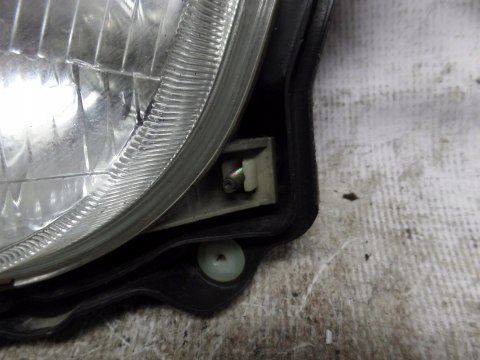 REFLEKTOR LAMPA PRZEDNIA YAMAHA YZF 750 REFLEKTOR LAMPA PRZEDNIA YAMAHA YZF 750