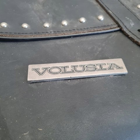 SUZUKI VL 800 VOLUSIA KUFER SAKWA BOCZNA SKÓRZANA SUZUKI VL 800 VOLUSIA KUFER SAKWA BOCZNA SKÓRZANA