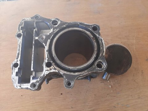 CYLINDER TŁOK HONDA PC800 PACIFIC COAST RC34E