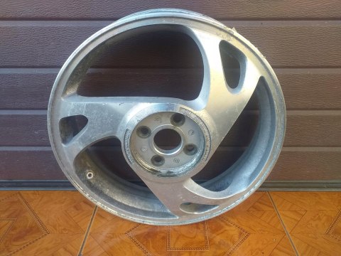 FELGA PRZÓD KOŁO PRZEDNIA YAMAHA GTS 1000 FELGA PRZÓD KOŁO PRZEDNIA YAMAHA GTS 1000