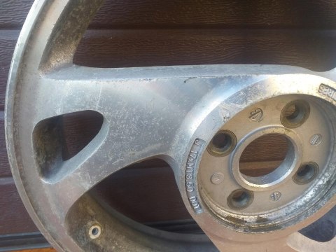 FELGA PRZÓD KOŁO PRZEDNIA YAMAHA GTS 1000 FELGA PRZÓD KOŁO PRZEDNIA YAMAHA GTS 1000